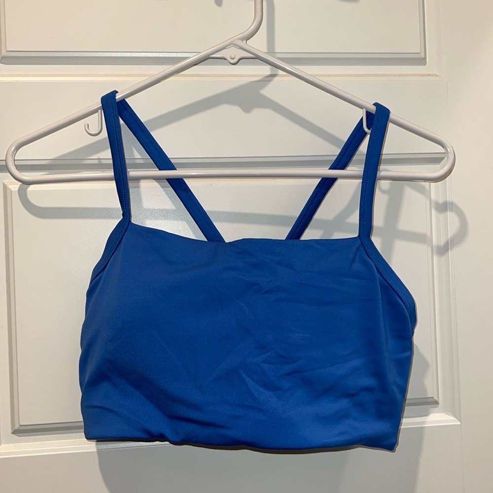 Nobull blue sports bra